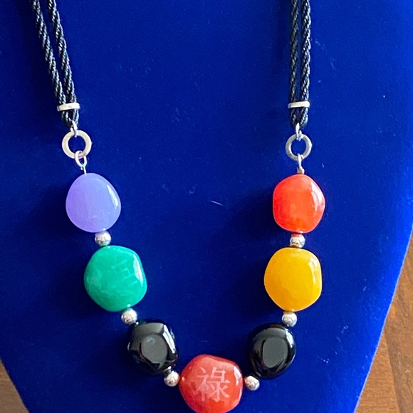 Rhodonite Crystal Necklace 3 Earrings - Picture 12 of 13